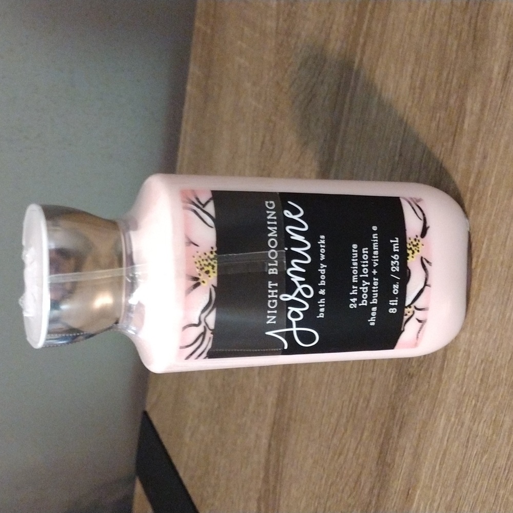 B&BW Night Blooming Jasmine